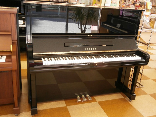 NikkyoGakkiスペシャルセレクトピアノ　U3A  1983年製