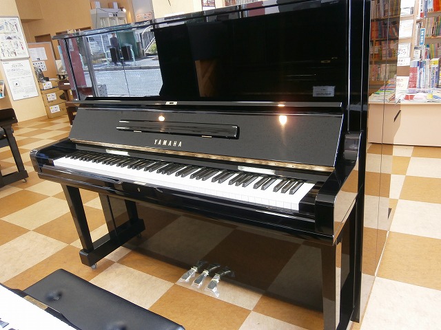 NikkyoGakkiスペシャルセレクトピアノ　U3A　1983年製