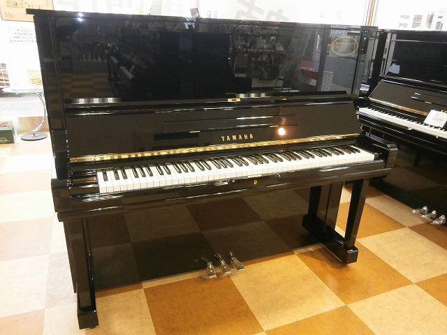 ヤマハリニューアルピアノ　U3A　1985年製