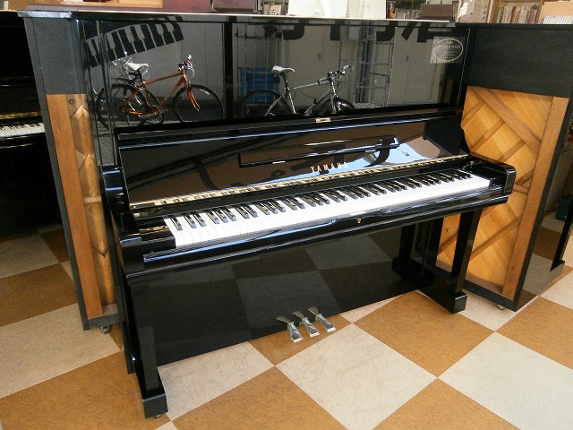 ヤマハリニューアルピアノ　U3A  1984年製
