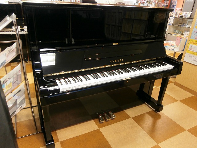 ヤマハリニューアルピアノ　UX3  1983年製