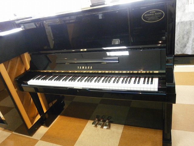 ヤマハリニューアルピアノ　UX3　1985年製
