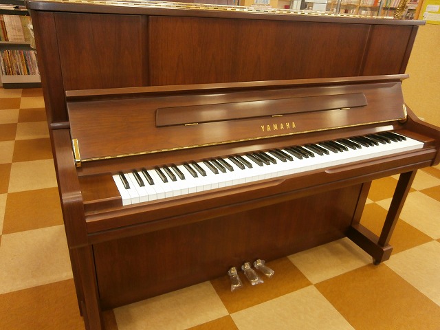 NikkyoGakkiスペシャルセレクトピアノ　YU10Wn　2003年製