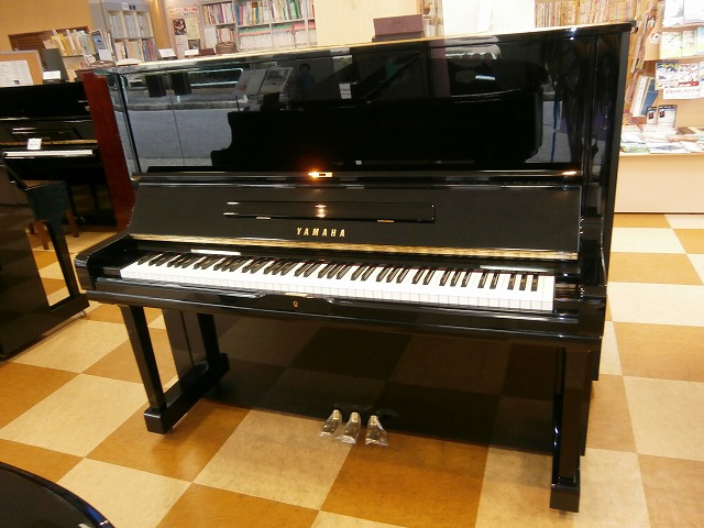 NikkyoGakkiセレクトピアノ　U3H  1979年製