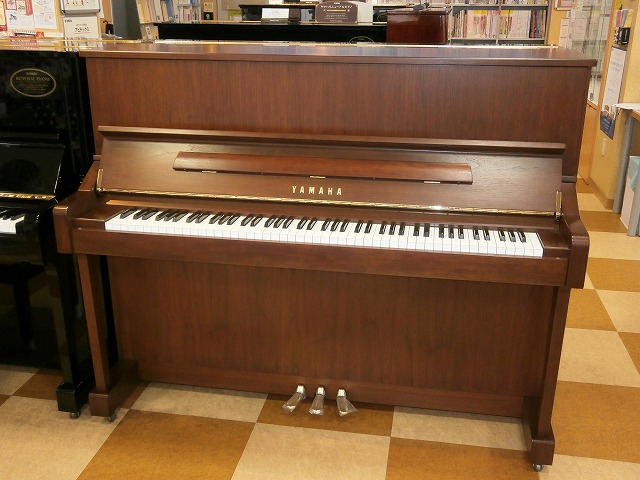 ヤマハリニューアルピアノ　YM11Wn　2001年製