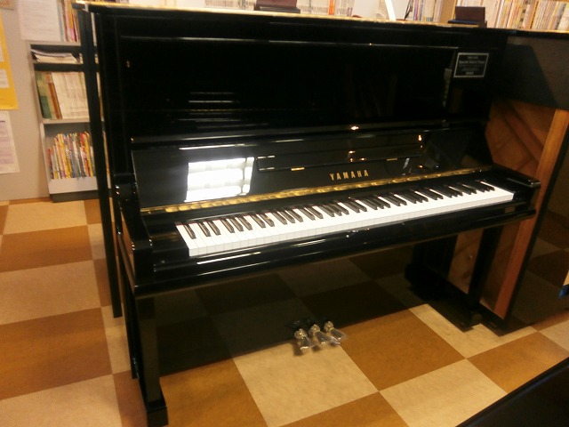 日響楽器スペシャルセレクトピアノ　Ｕ30Ａ　1992年製