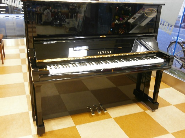 ヤマハリニューアルピアノ　U3M  1980年製