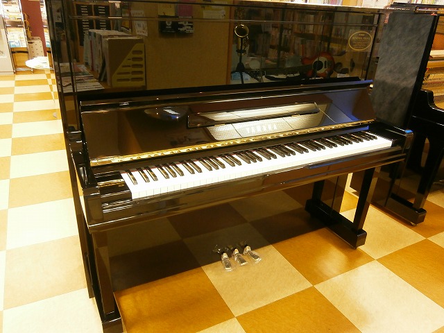 ヤマハリニューアルピアノ　U300  1994年製